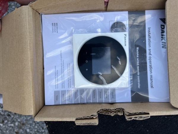 Télécommande câblée Madoka.