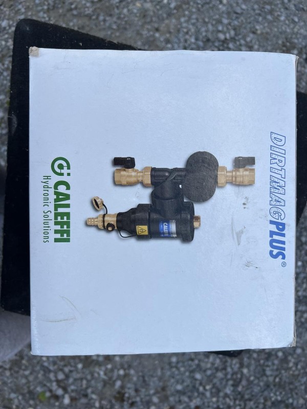 DIRTMAGPLUS®, Groupe de décantation multifonctions avec pot de décantation et filtre.