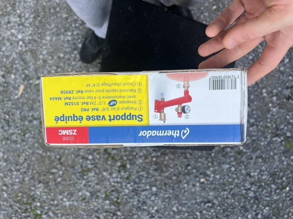 support de vase équipé