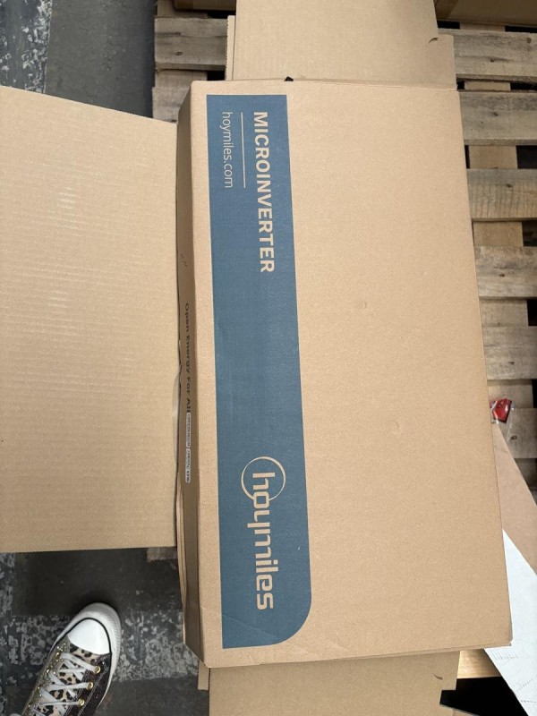 Micro onduleur Hoymiles 4 panneaux 1800va